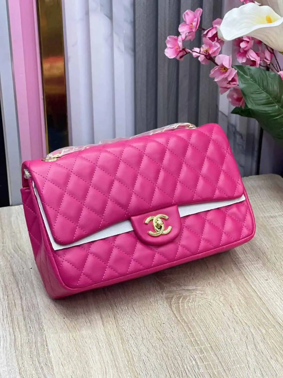 Quilted Luxe Chain Shoulder Chanel Bag